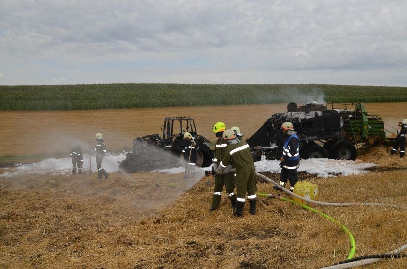 20130804_Brand Traktor_Schulleredt (32).jpg